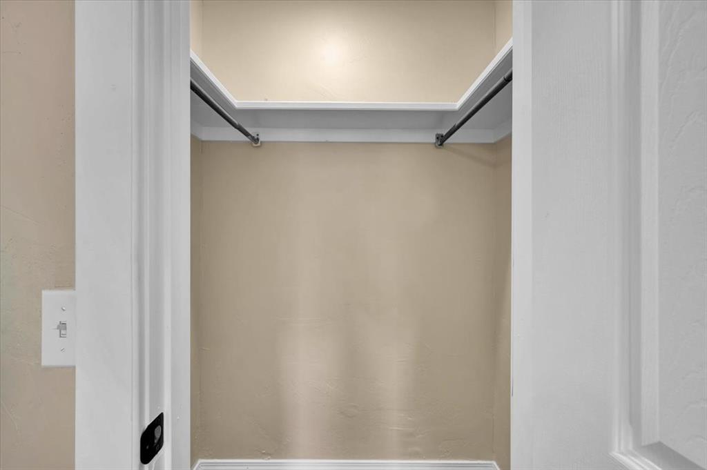 3005 Arizona Avenue Property Photo 23