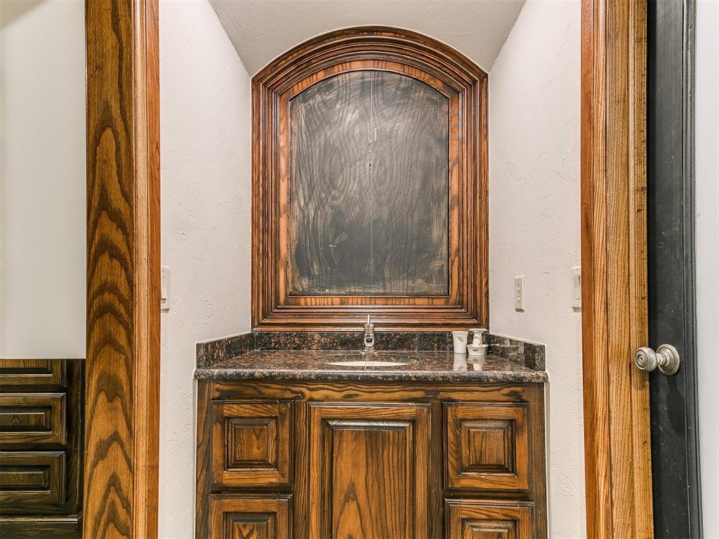 212 W Ridgewood Drive Property Photo 20