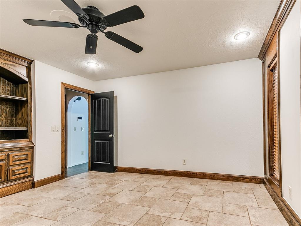 212 W Ridgewood Drive Property Photo 23