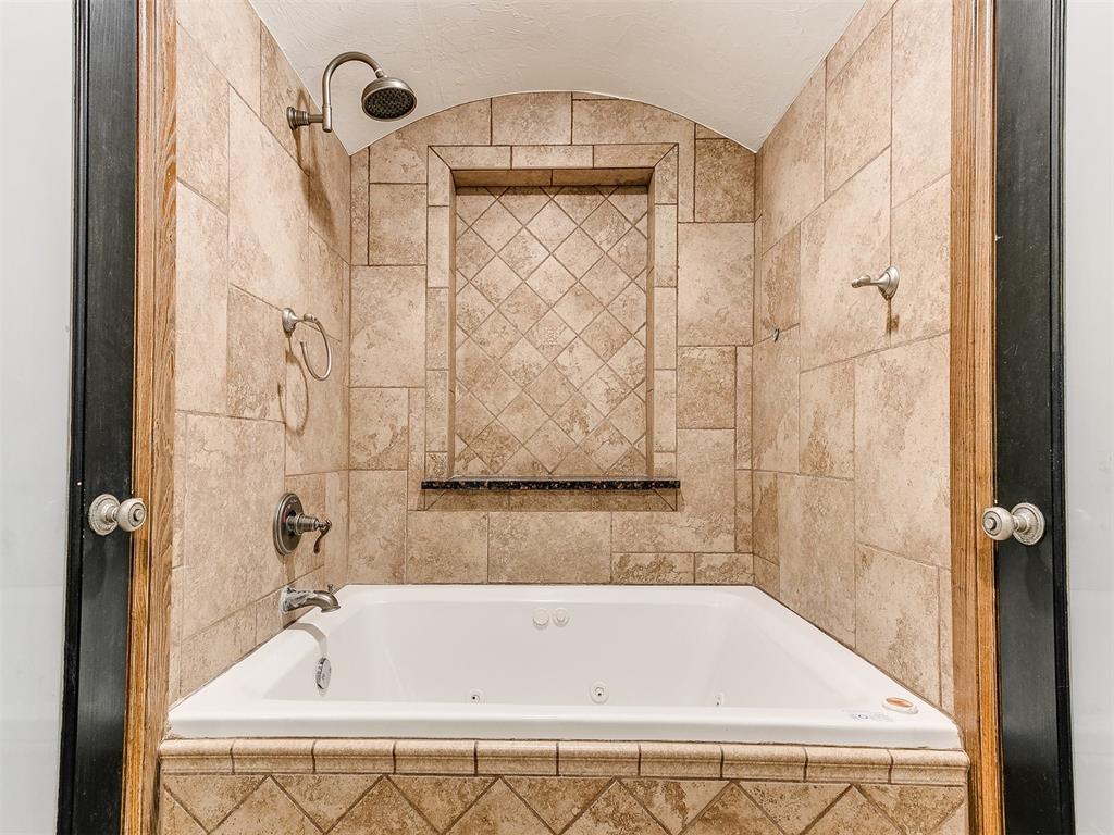 212 W Ridgewood Drive Property Photo 25