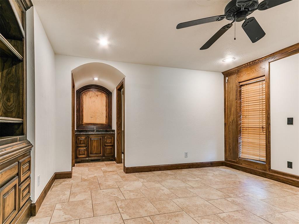 212 W Ridgewood Drive Property Photo 26