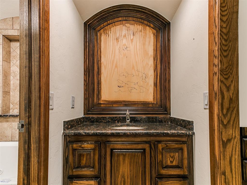 212 W Ridgewood Drive Property Photo 27