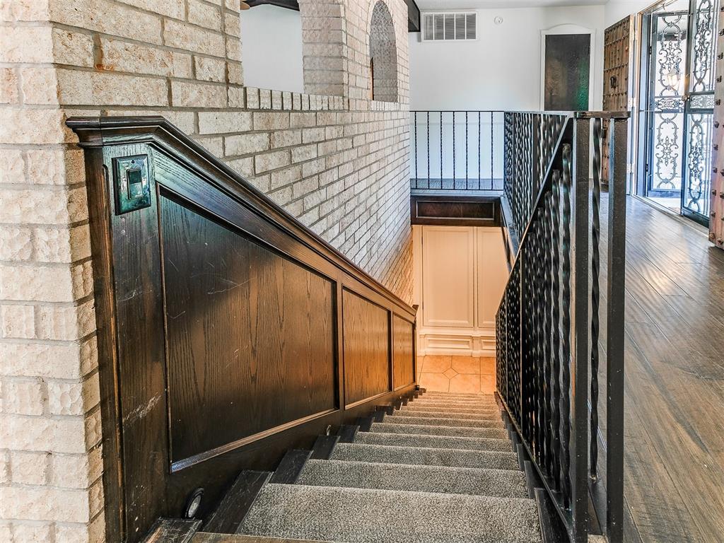 212 W Ridgewood Drive Property Photo 33