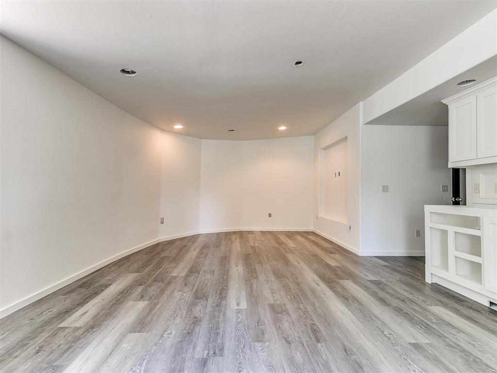 212 W Ridgewood Drive Property Photo 46