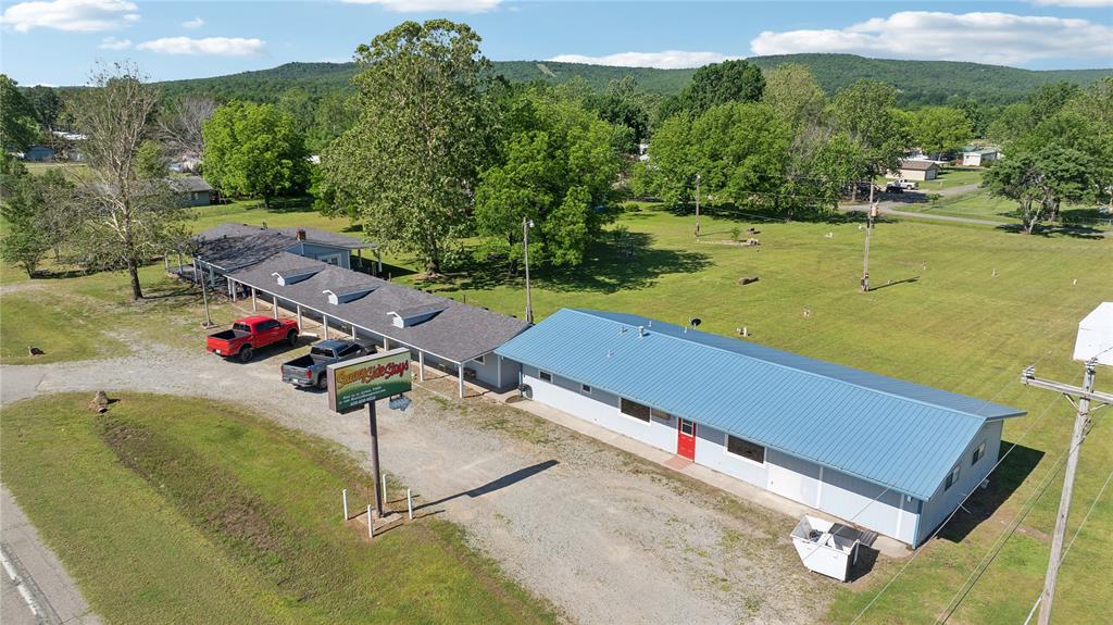 10196 N Highway 71 Property Photo 2