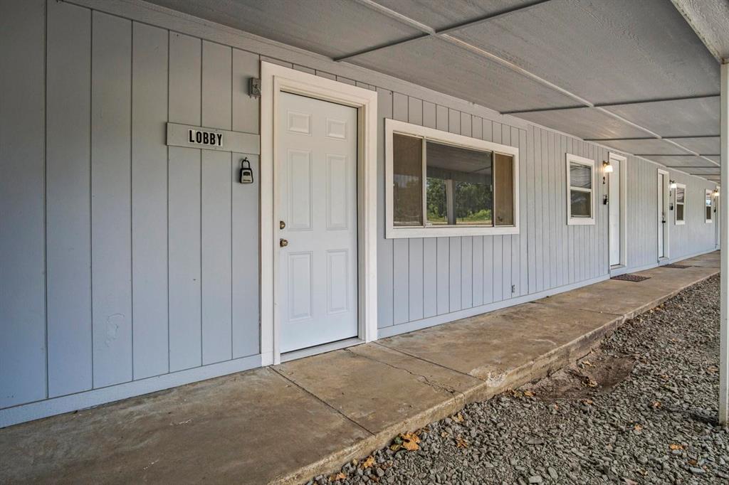10196 N Highway 71 Property Photo 29