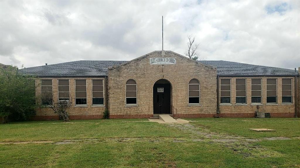 600 W Pecan Street Property Photo