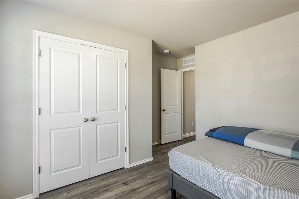 10408 Nw 35 Street Property Photo 9