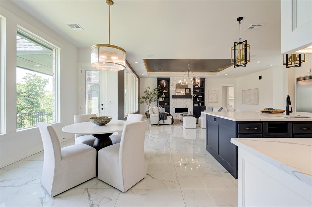 1117 Falls Bridge Court Property Photo 11