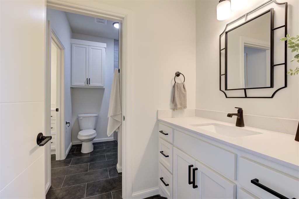 1117 Falls Bridge Court Property Photo 31