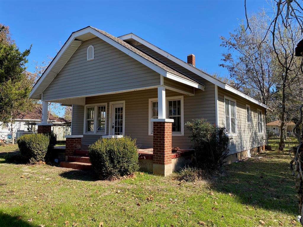 110 S 6th Street Property Photo 1
