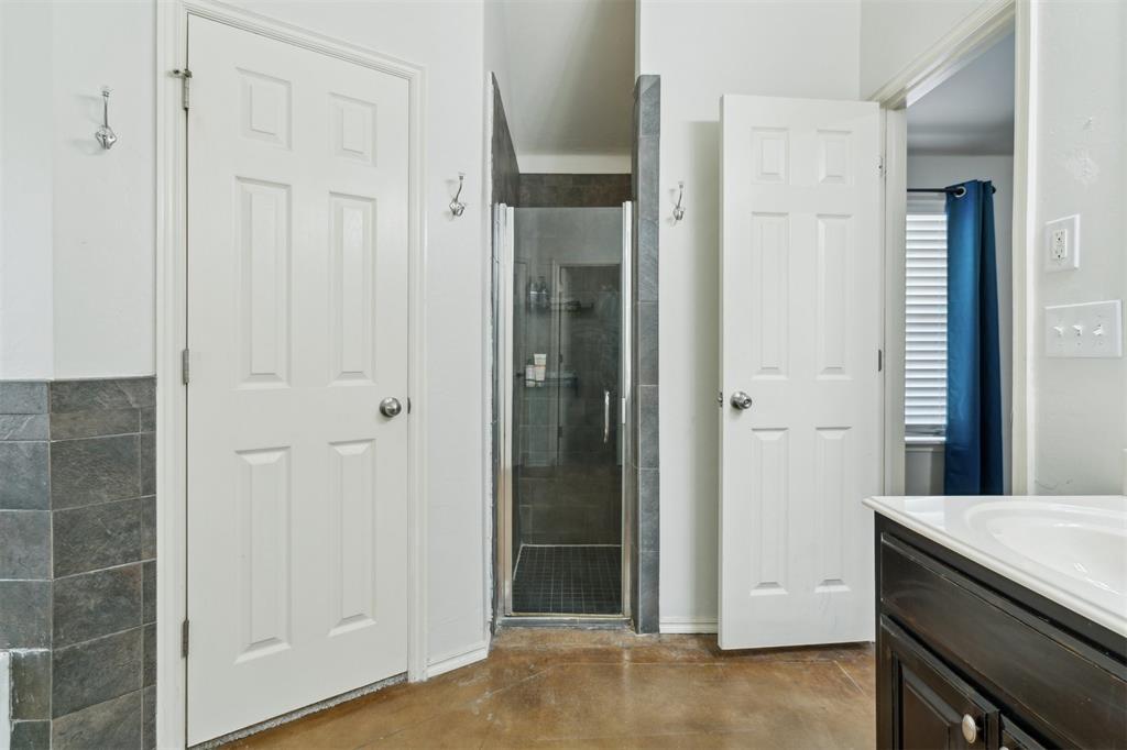 4605 Nw 161st Street Property Photo 30