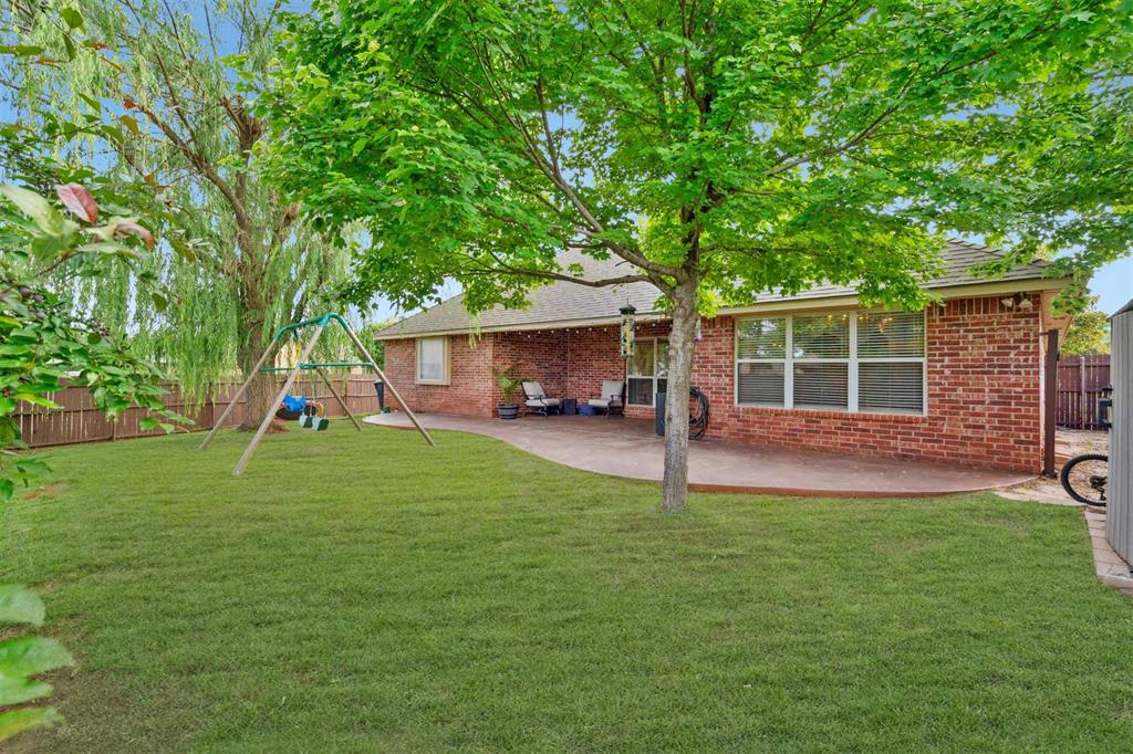 4605 Nw 161st Street Property Photo 44