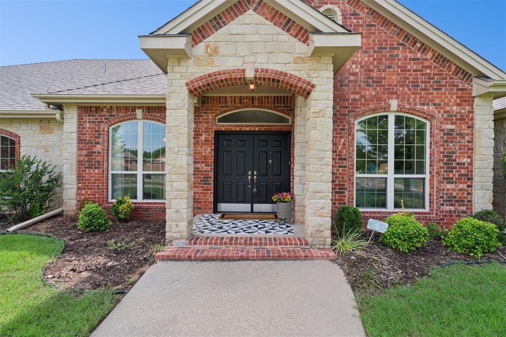 607 Pool Place Property Photo 2