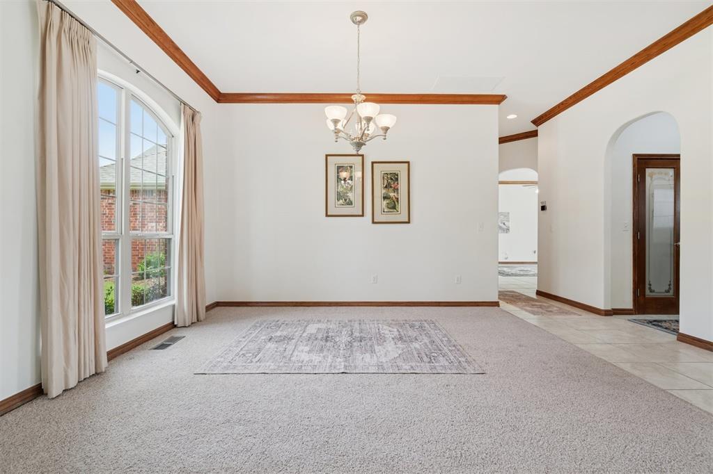 607 Pool Place Property Photo 6