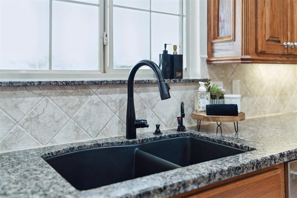 607 Pool Place Property Photo 17