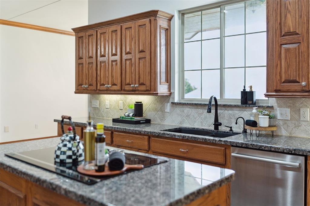 607 Pool Place Property Photo 18