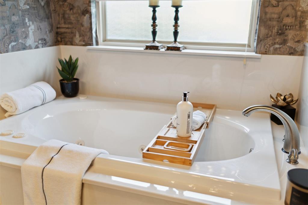 607 Pool Place Property Photo 28