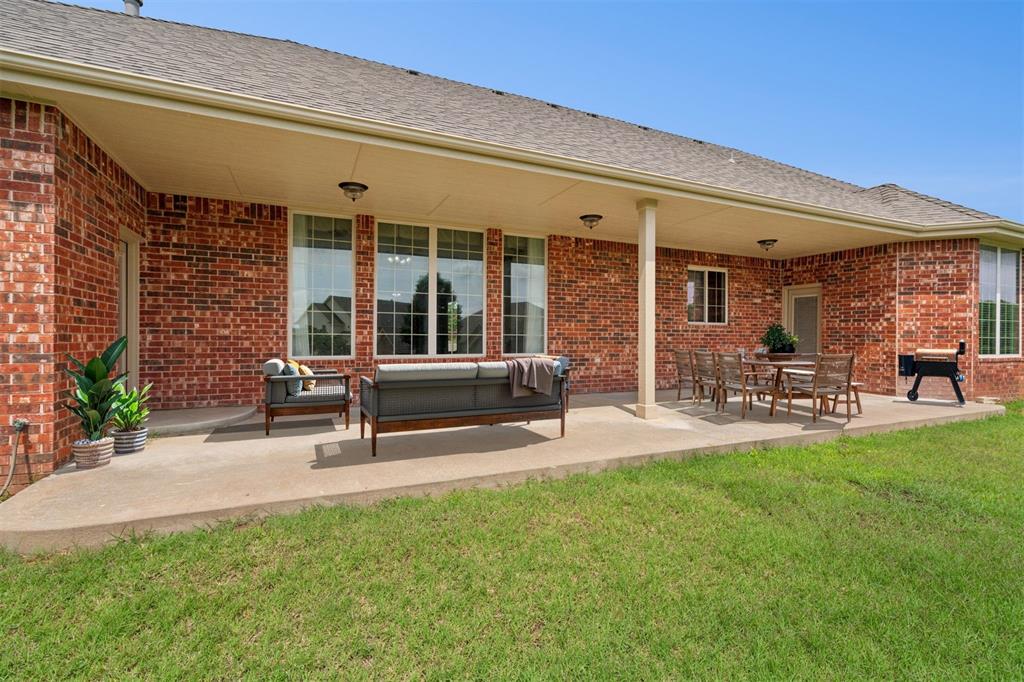 607 Pool Place Property Photo 36