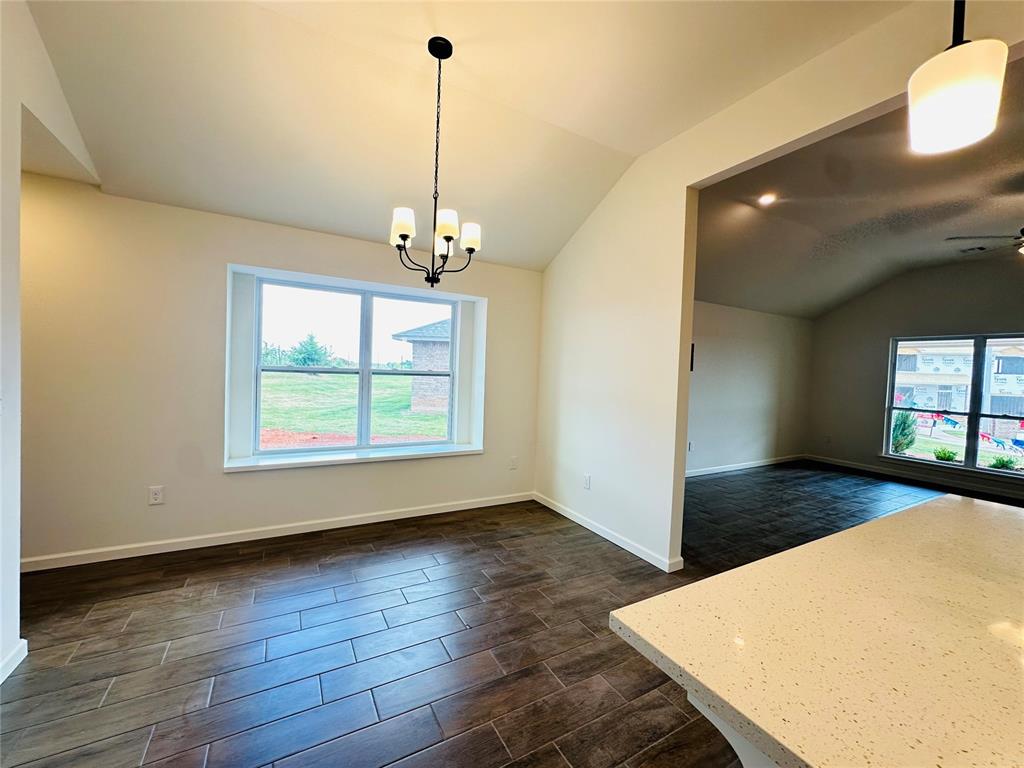 4113 Lynford Lane Property Photo 6