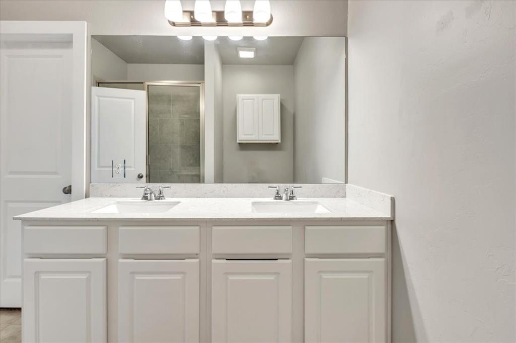 1330 Round Leaf Road Property Photo 6