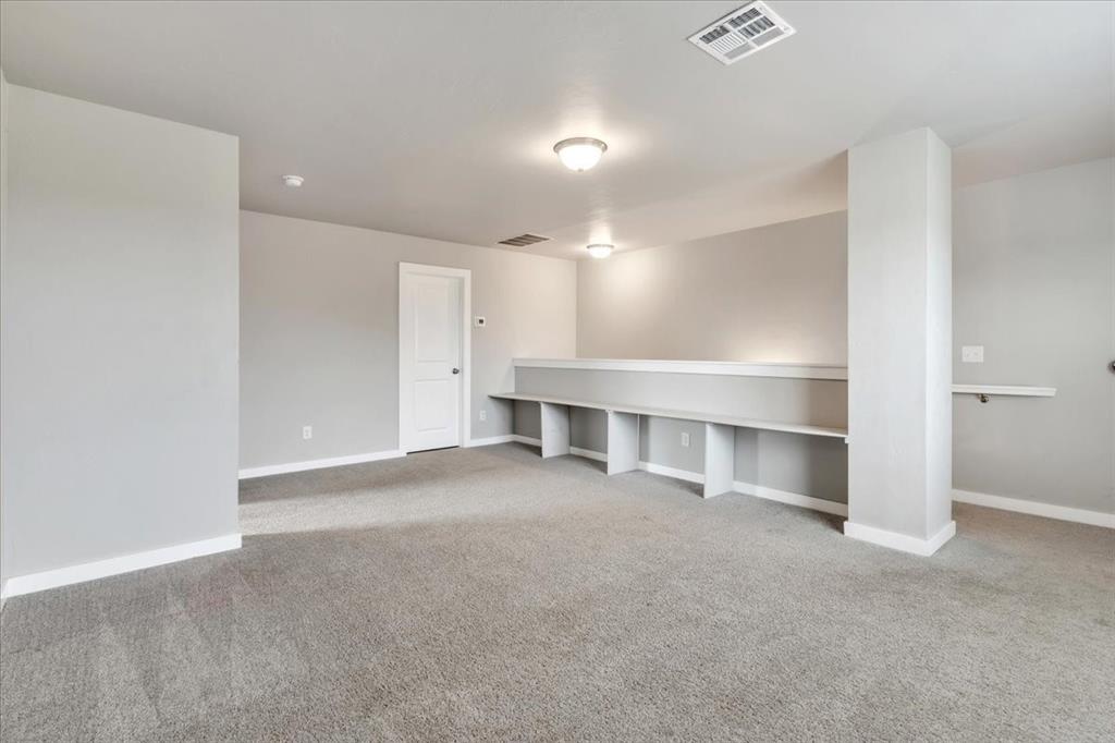 1330 Round Leaf Road Property Photo 9