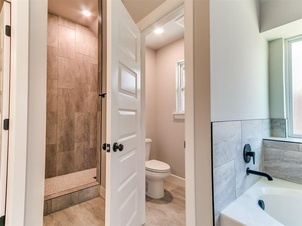 913 Sw 141st Street Property Photo 23