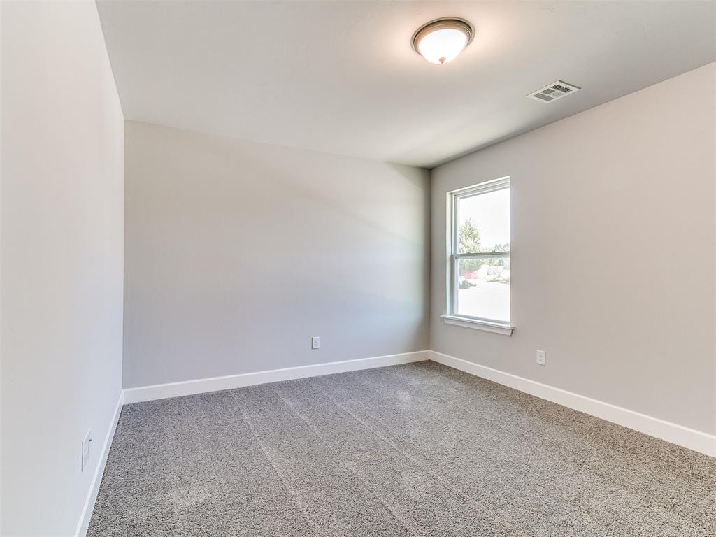913 Sw 141st Street Property Photo 27