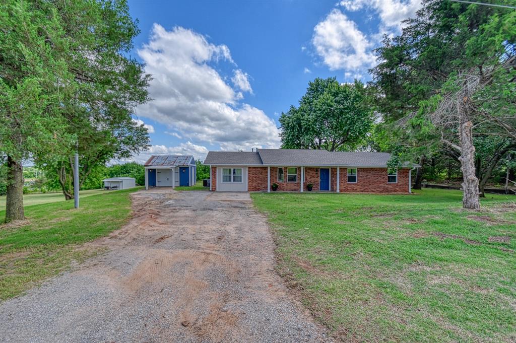 272 W Water Front Drive Property Photo 1