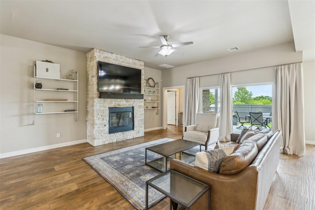 18101 Chisholm Creek Farm Lane Property Photo 5