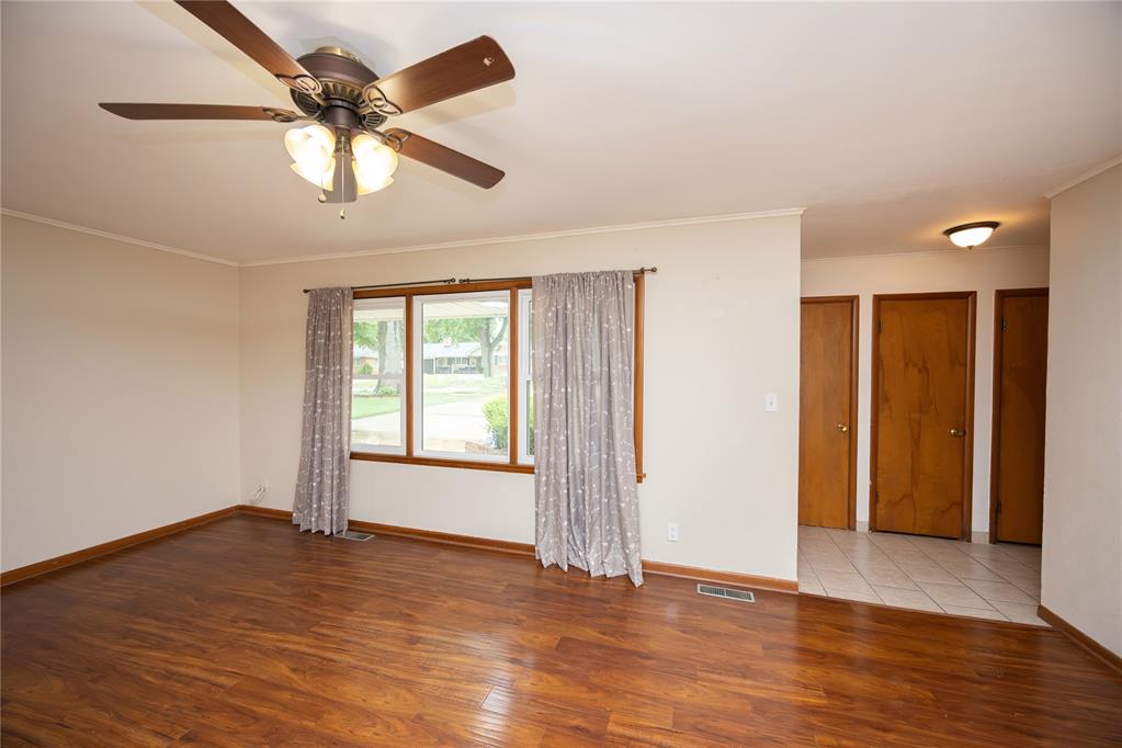 2000 Meadowbrook Street Property Photo 4