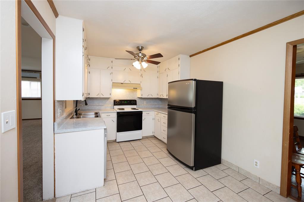 2000 Meadowbrook Street Property Photo 6