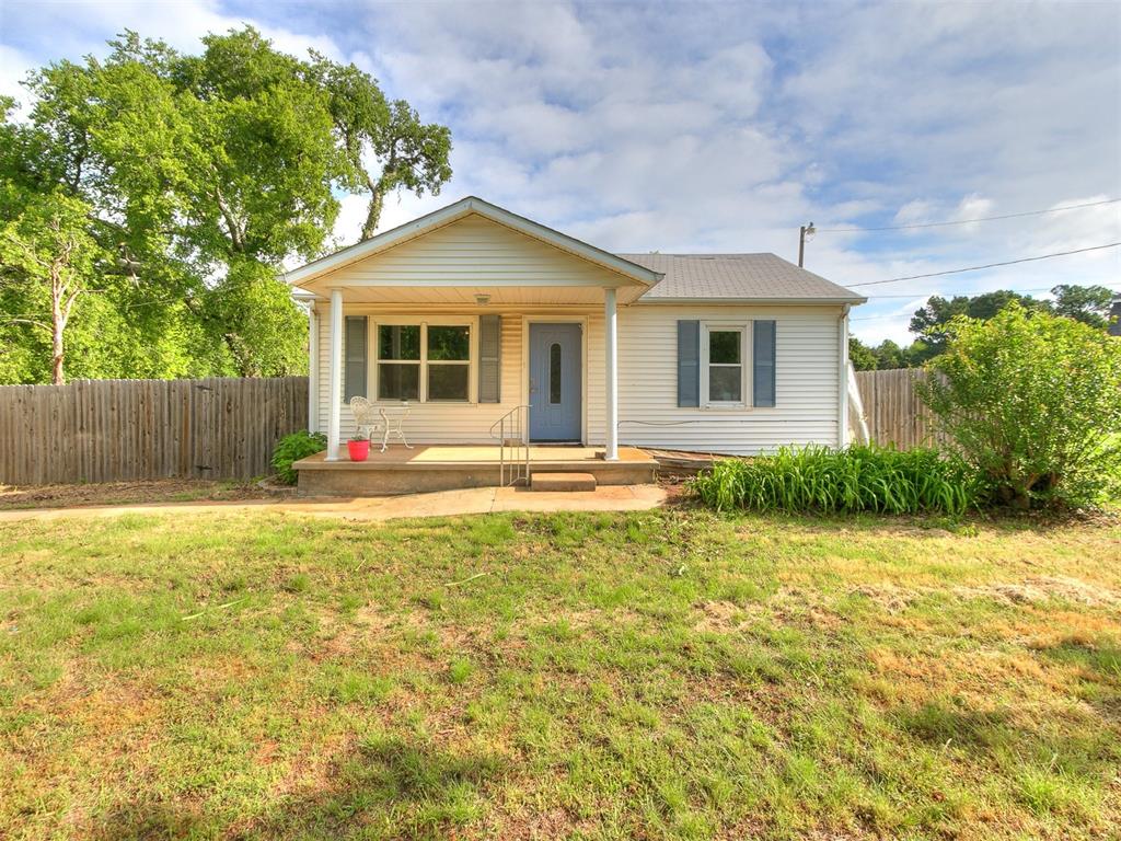 9505 E Main Street Property Photo 1