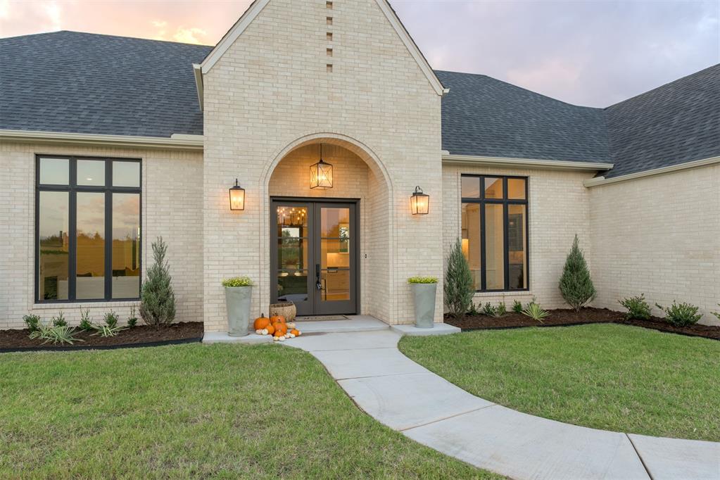 10113 Jaeman Way Property Photo 2