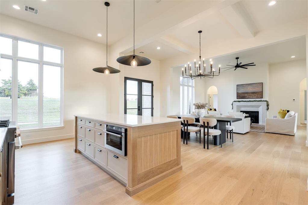 10113 Jaeman Way Property Photo 18