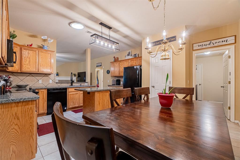 10205 Queensbury Drive Property Photo 12