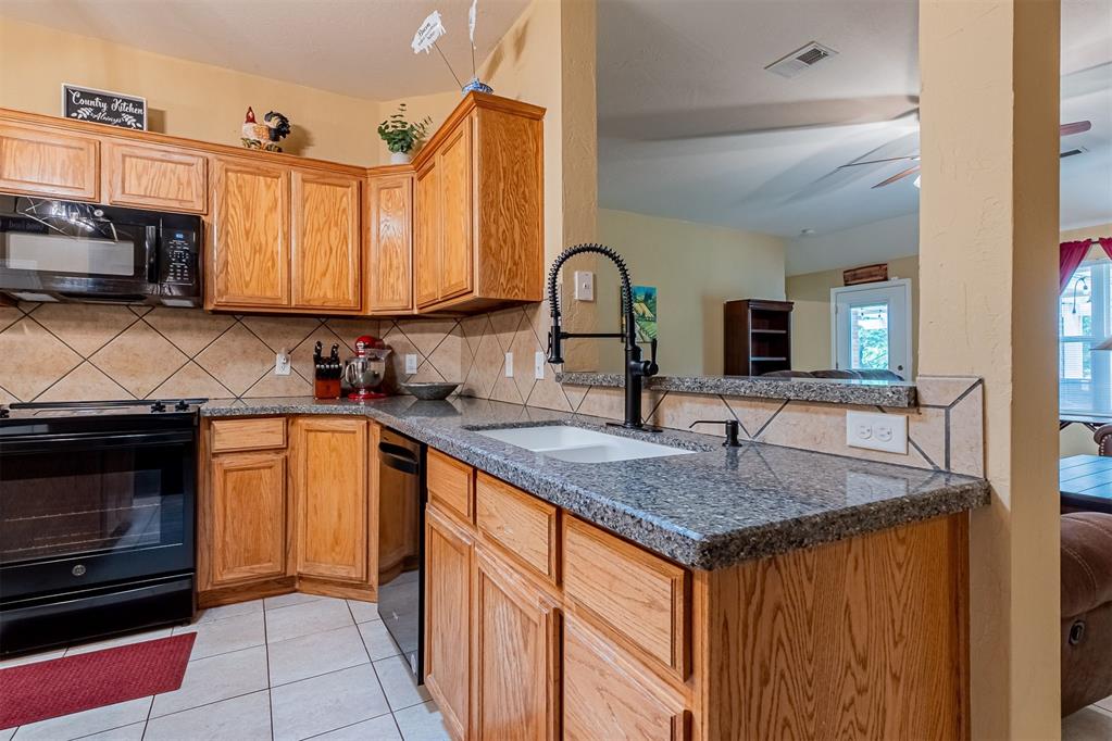 10205 Queensbury Drive Property Photo 13