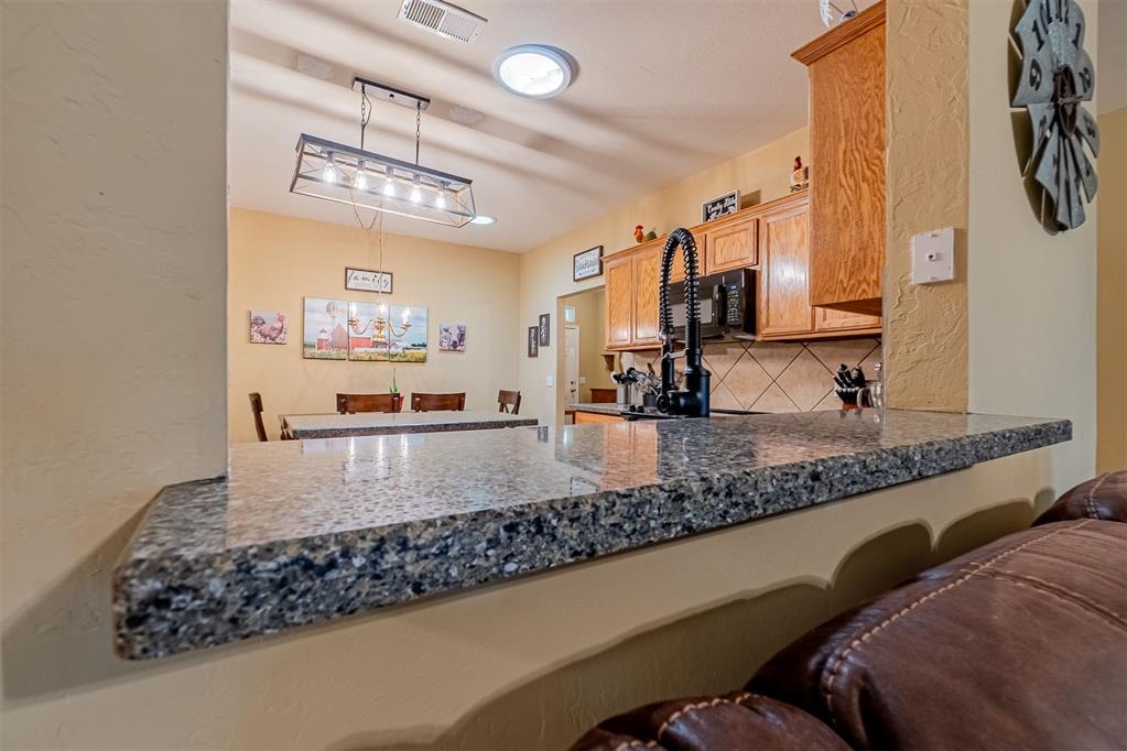 10205 Queensbury Drive Property Photo 14