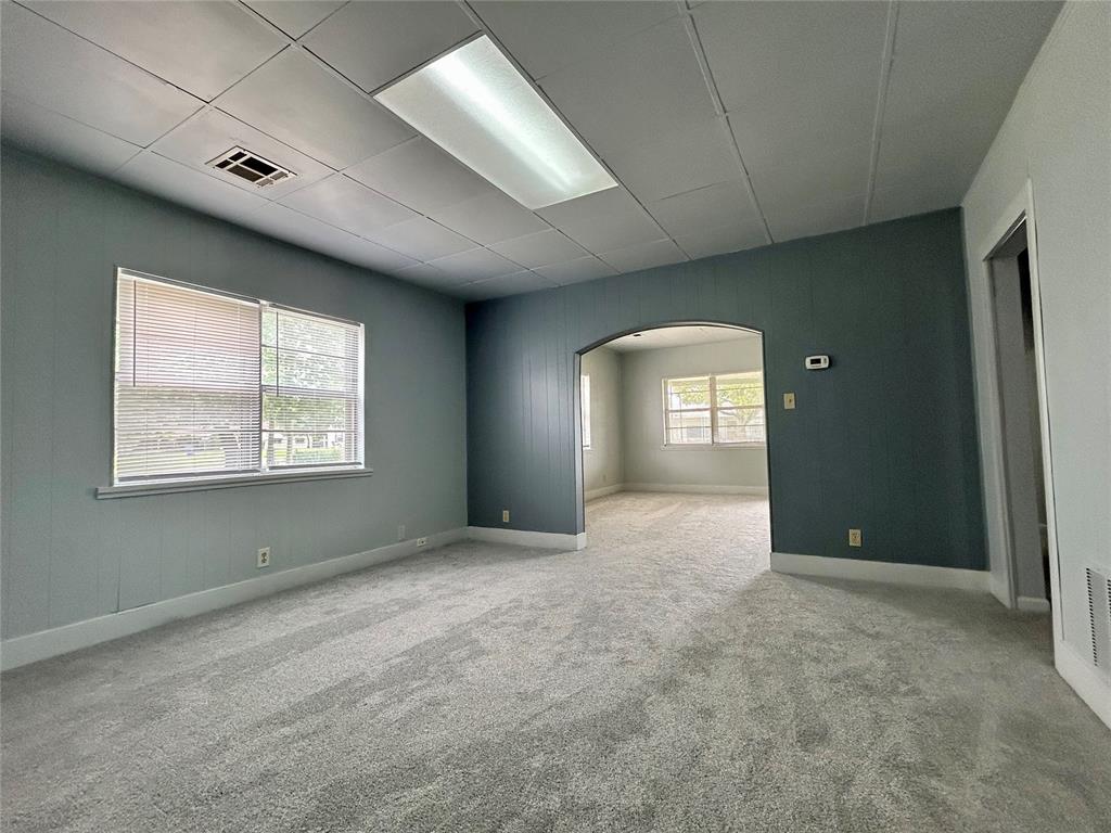 311 S 17th Street Property Photo 10