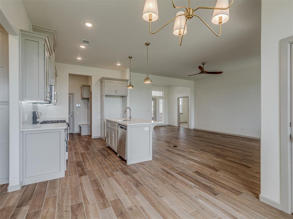 16308 Marsha Drive Property Photo 10