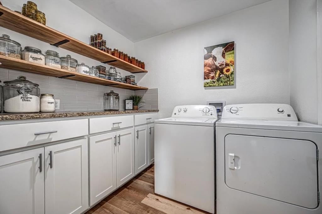 2401 Davis Road Property Photo 16