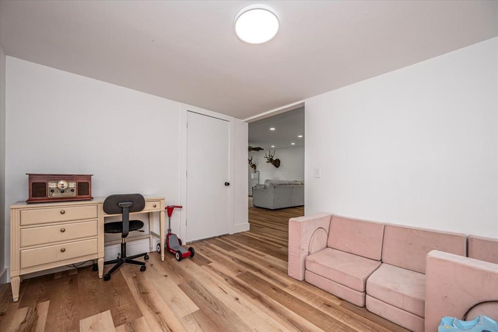 2401 Davis Road Property Photo 17