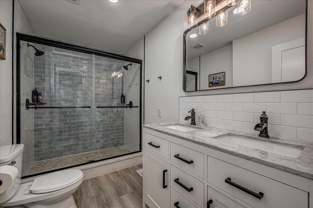 2401 Davis Road Property Photo 28