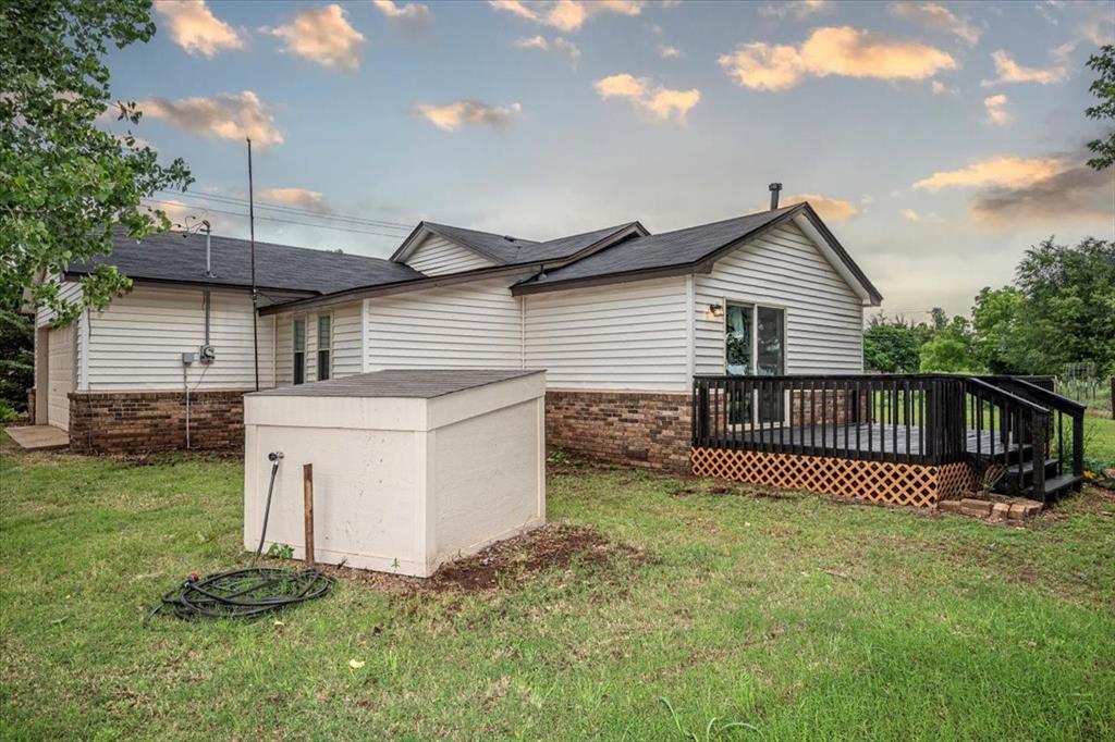 2401 Davis Road Property Photo 29