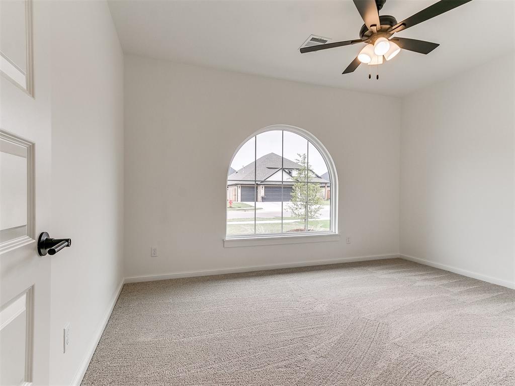 9316 Nw 84th Street Property Photo 7