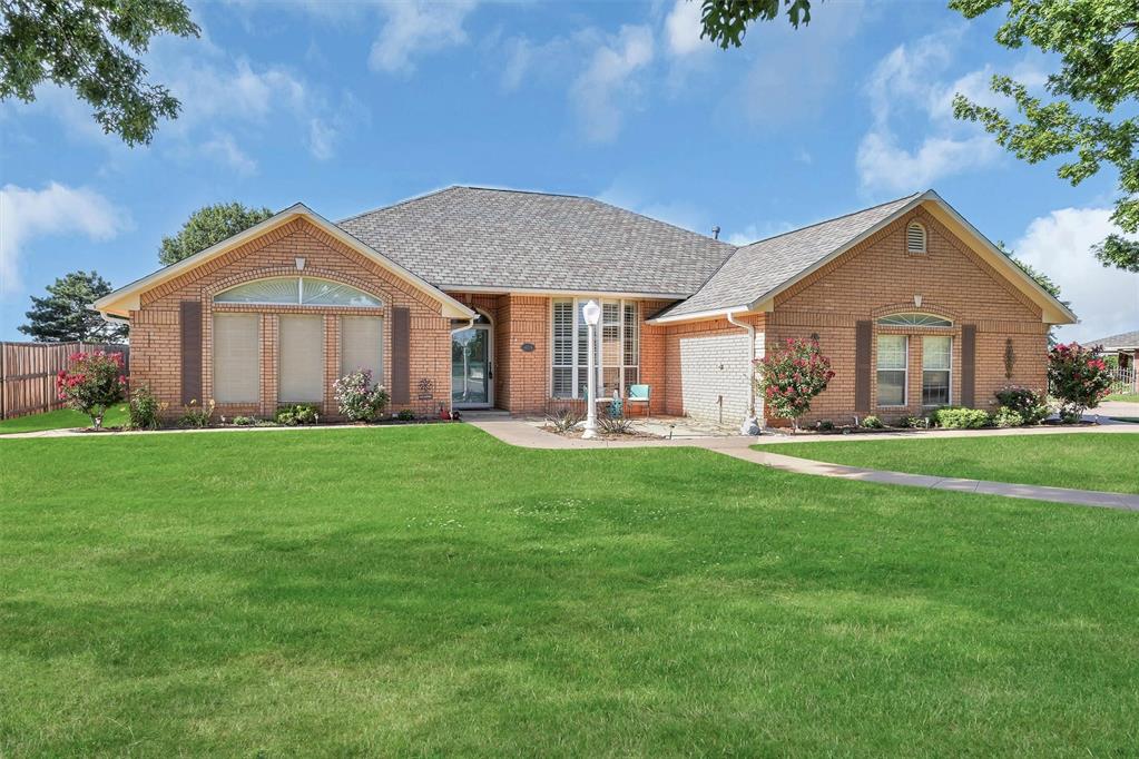 409 Pheasant Circle Property Photo 1