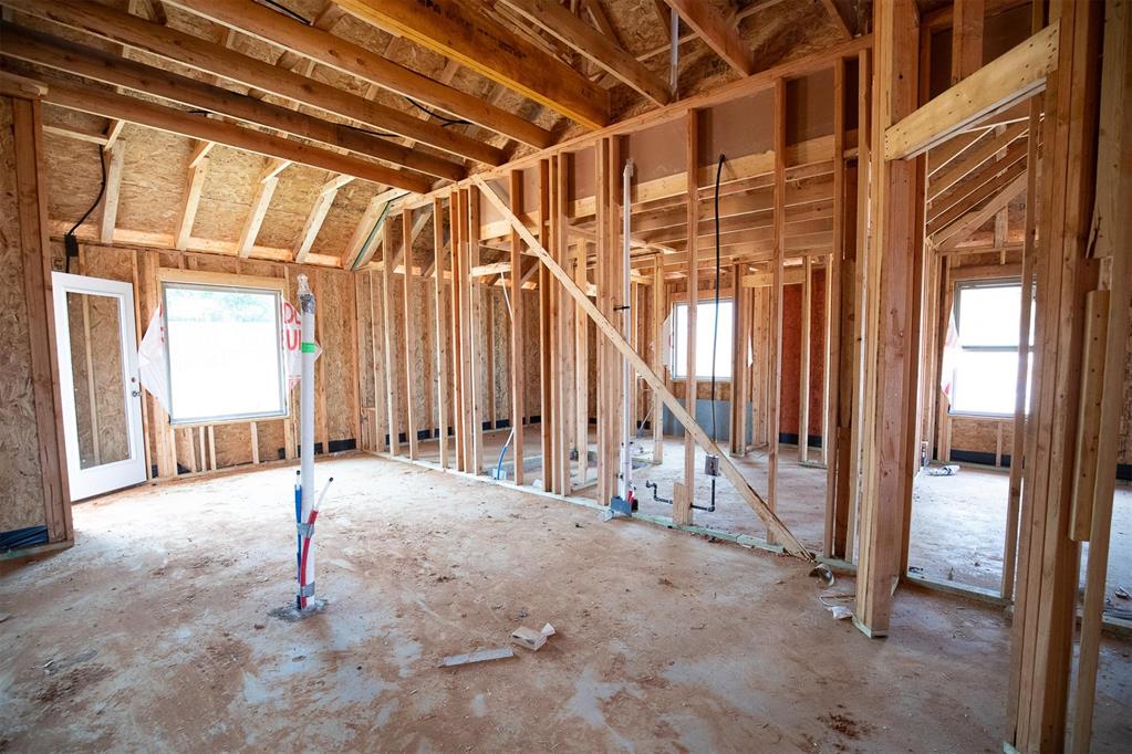 809 Westfall Drive Property Photo 2