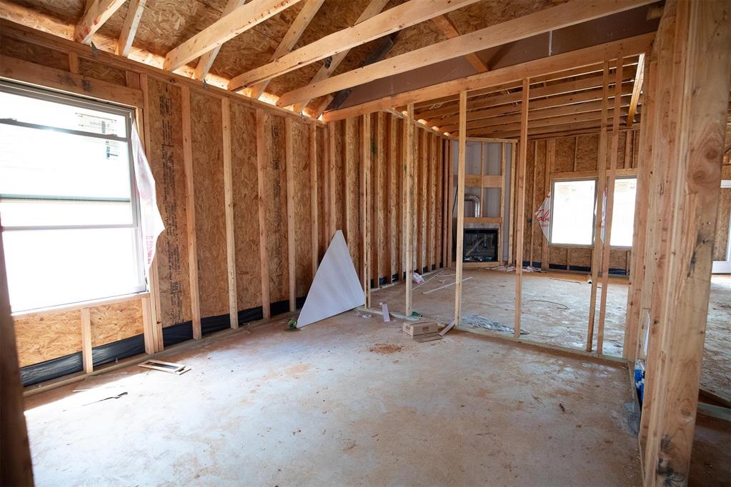 809 Westfall Drive Property Photo 5