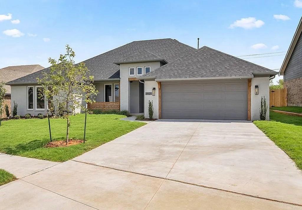 3921 Bandera Trail Property Photo 1