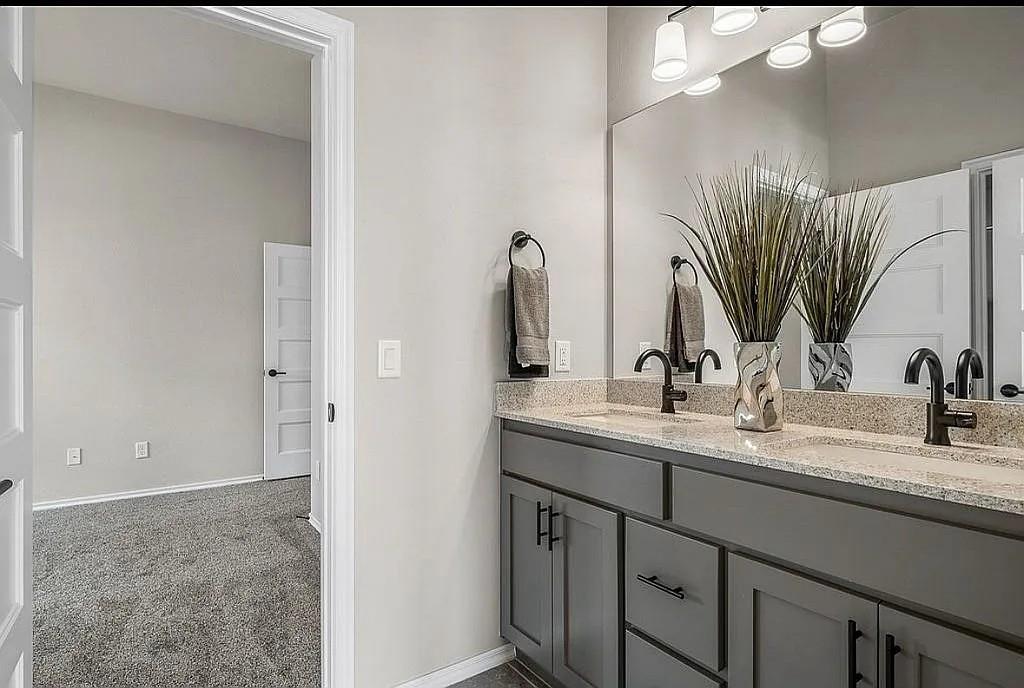 3921 Bandera Trail Property Photo 21